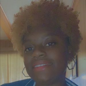 Meet your Posher, Shameka